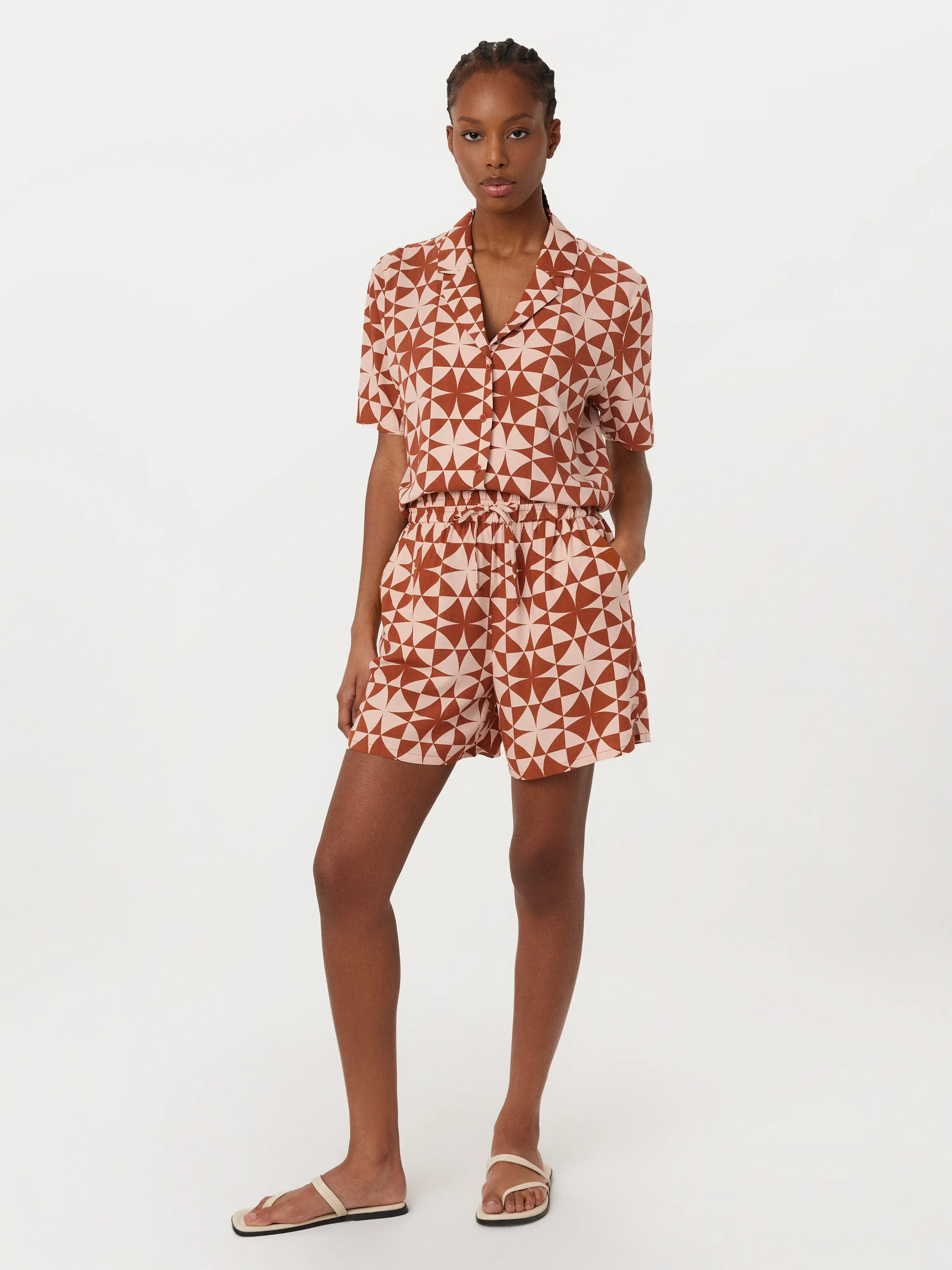 The Annie Pull On Loose Short in Red Clay