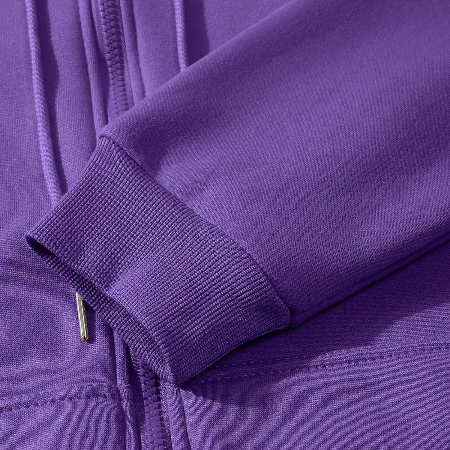 Zip Up Hoodie Women Long Sleeve Oversized Fleece Sweatshirt Comfy Fall Fashion Hooded Jackets Pullover with Pocket